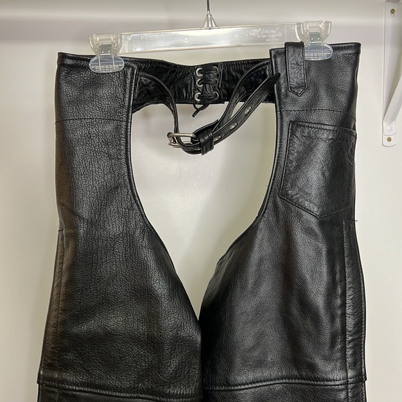 Midtown Motorcycles NYC Leather Chaps- Large - Picture 4 of 10